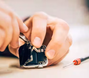 Kkx7Trac9N-Mobile-Phone-Smart-Watch-Repair-And-Services-3-03G90